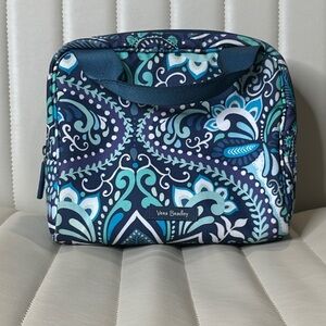 Vera Bradley Blue Island Medallion Patterned LUNCH TOTE 10"x8"x6" Designer NWOT
